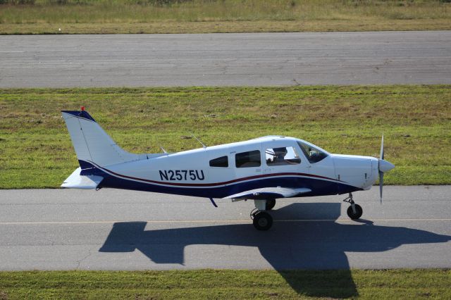 Piper Cherokee (N2575U)