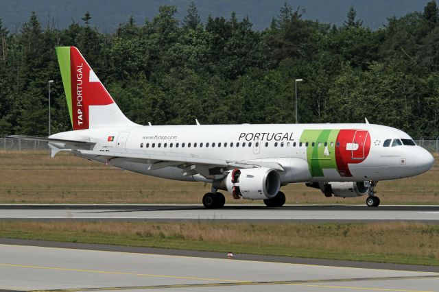 Airbus A319 (CS-TTS)
