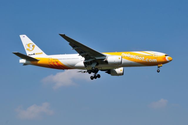 Boeing 777-200 (HS-XBC) - 2015/4/27