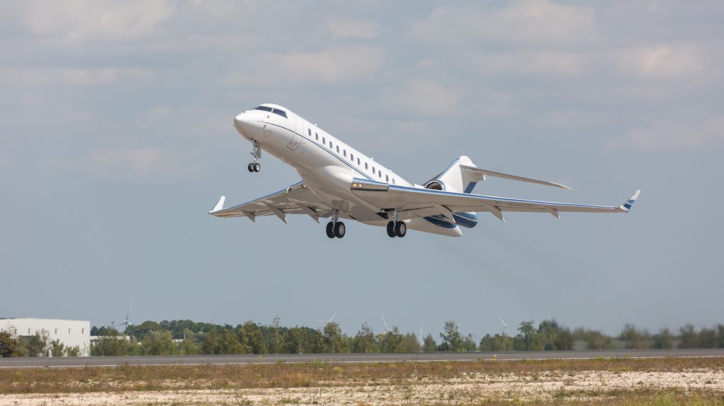 Bombardier Global Express (F-GBOL)