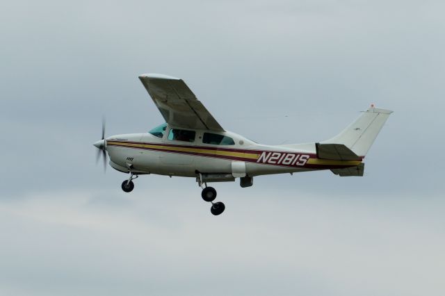 Cessna Centurion (N2181S) - Departing Runway 26