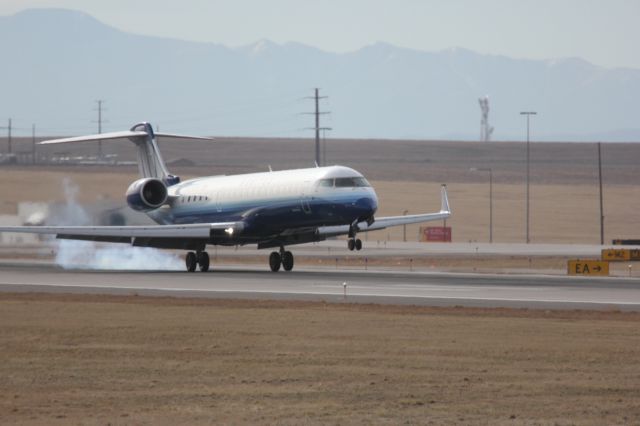 Canadair Regional Jet CRJ-700 (N780SK)