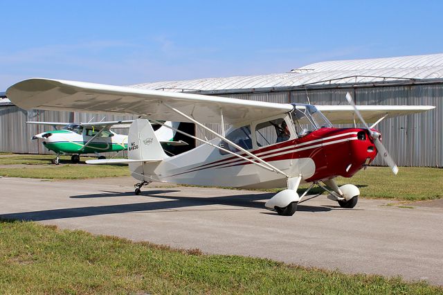 CHAMPION Tri-Traveler (N84630)