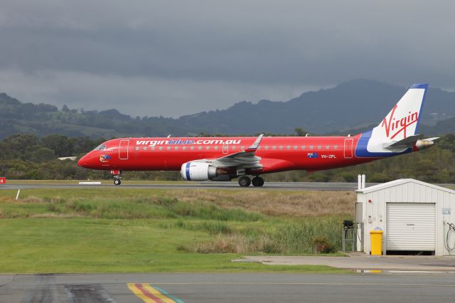 Embraer ERJ-190 (VH-ZPL)