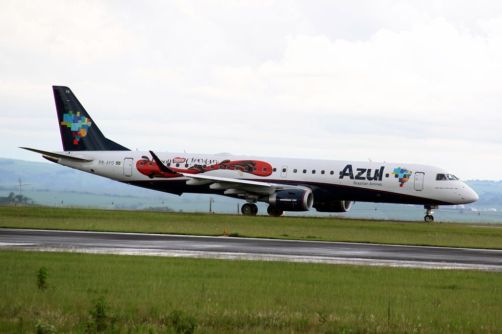 EMBRAER 195 (PR-AYG)