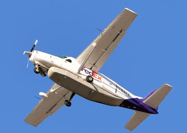 Cessna Caravan (N788FE)