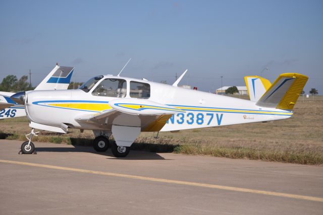 Beechcraft 35 Bonanza (N3387V)