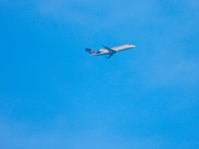 Canadair Regional Jet CRJ-200 (N652BR) - SKW5098br /JLN-IAHbr /10/26/21