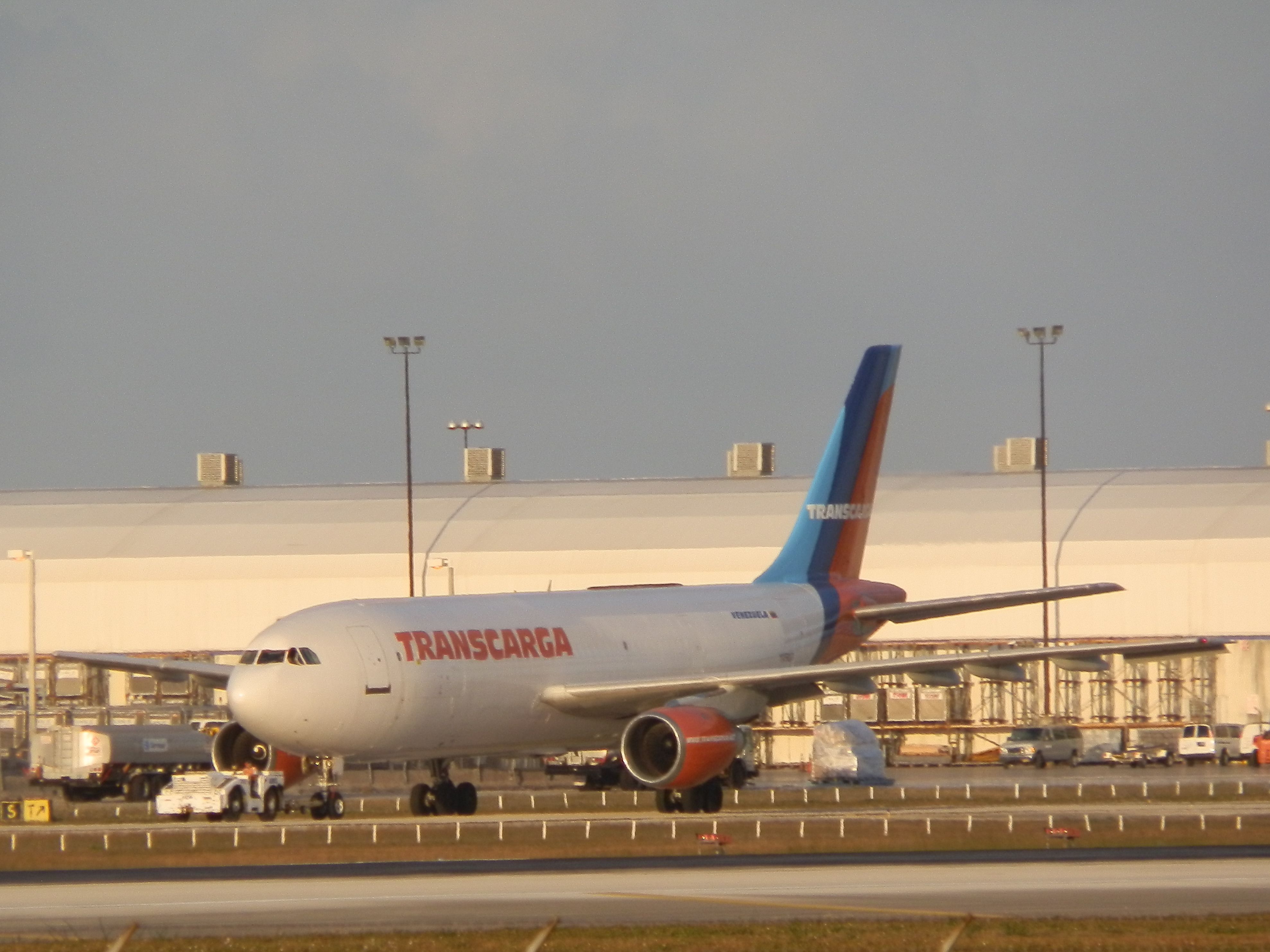 YV-560T —