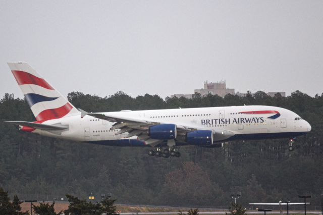 Airbus A380-800 (G-XLEG)