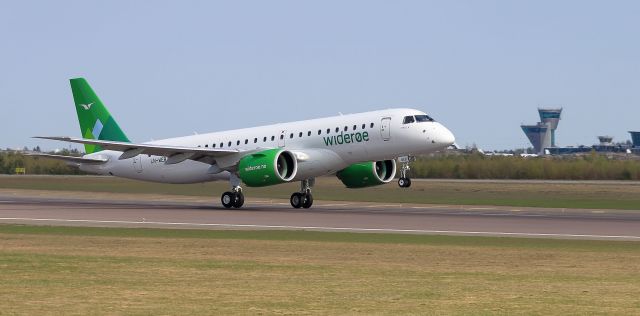 Embraer E190-E2 (LN-WEB)