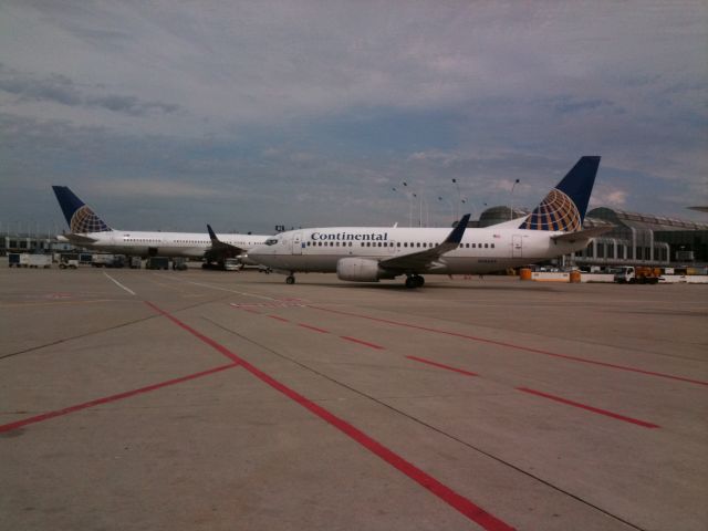 Boeing 737-700 (N14604)