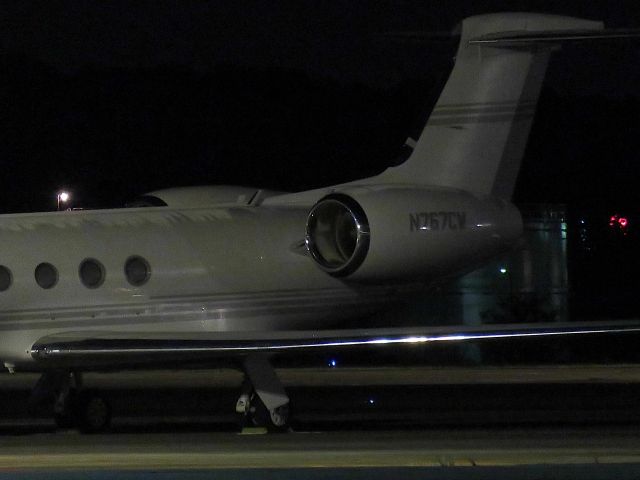 Gulfstream Aerospace Gulfstream V (N767CW) - I take a picture on Sep 02, 2017.