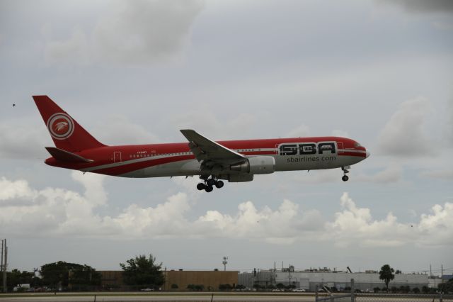 BOEING 767-300 (YV-545T)