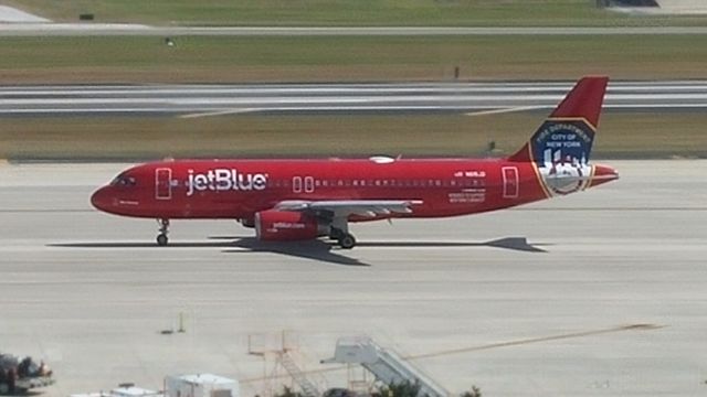 Airbus A320 (N615JB) - NY Fire Livery