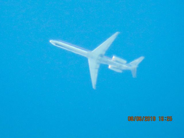 McDonnell Douglas MD-83 (N9626F)