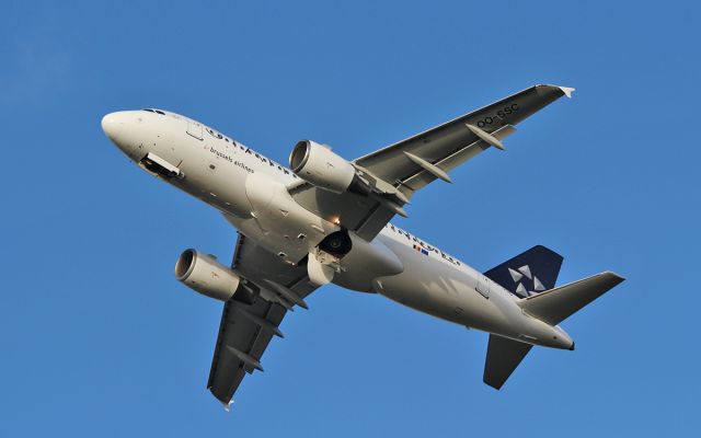 Airbus A319 (OO-SSC) - brussels airlines a319 oo-ssc dep shannon 22/12/15.