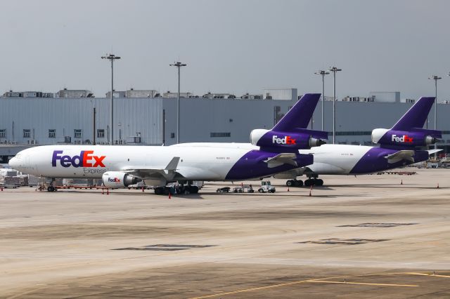 Boeing MD-11 (N590FE)