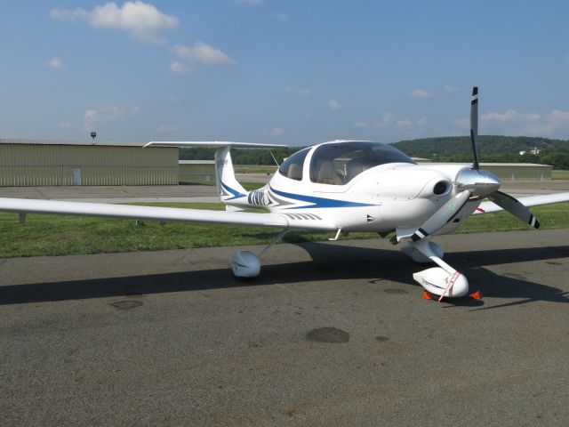 Diamond Star (N791PS) - 791PS parked on TakeFlightOC.com flight school.