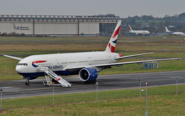 Boeing 777-200 (G-VIIS) - ba b777 g-viis still at shannon 28/11/14