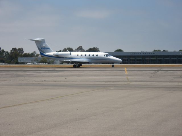 Cessna Citation III (N888KG) - TAXIING AT SANTA ANA