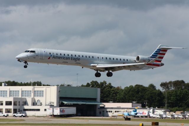 Canadair Regional Jet CRJ-900 —