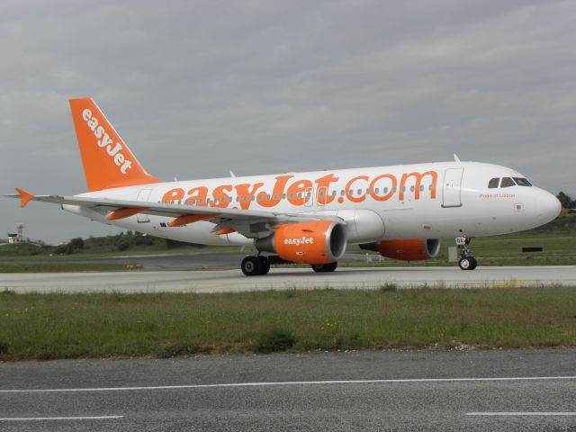 Airbus A319 (G-EZGA) - Pedro Bronzebr /(Pride of Lisbon)