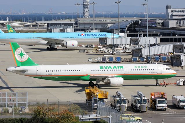 Airbus A321 (B-16202)