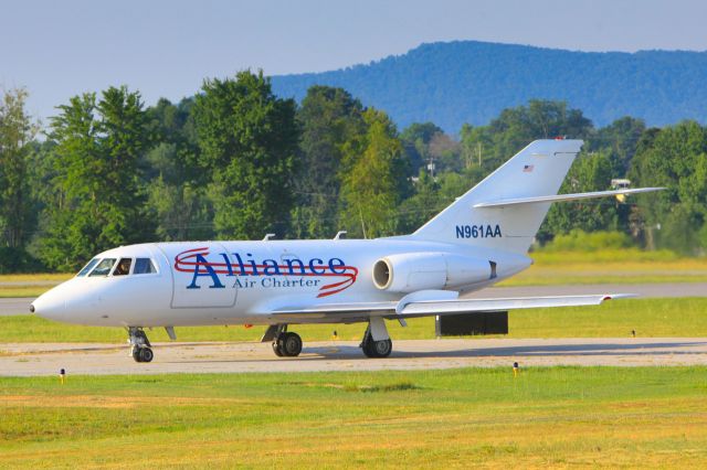 Dassault Falcon 20 (N961AA)