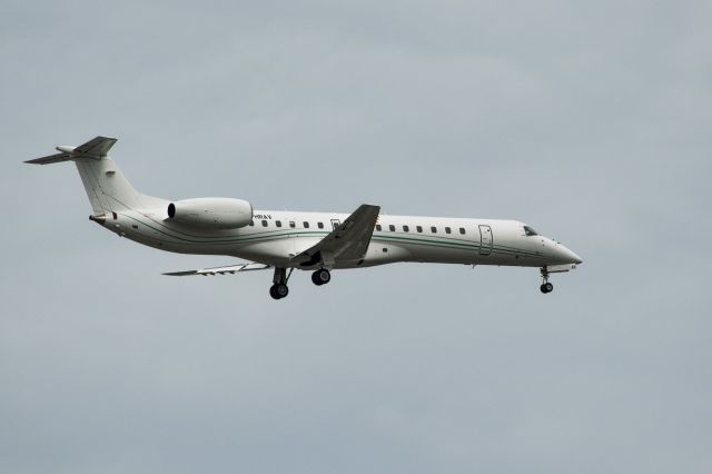 Bombardier CRJ-1000 (F-HRAV)