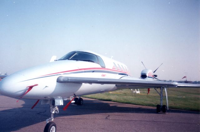 Raytheon Starship (N80KK) - Beechcraft Starship 1 in Kalamazoo 1997