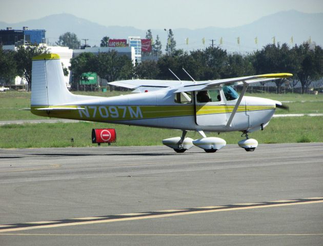 Cessna 175 Skylark (N7097M) - Taxiing at Brackett Field