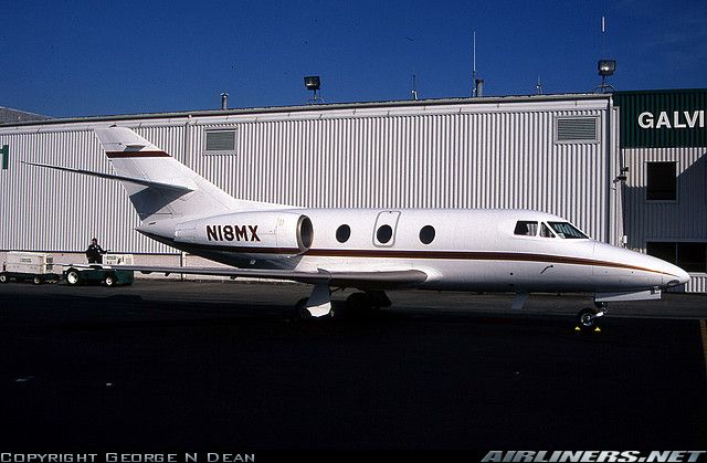 Dassault Falcon 10 (N18MX)