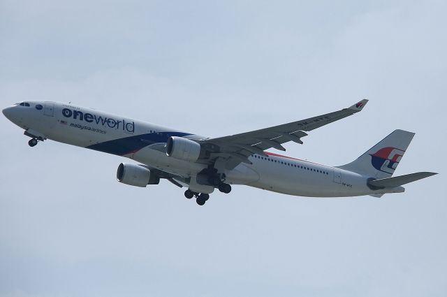 Airbus A330-300 (9M-MTE)