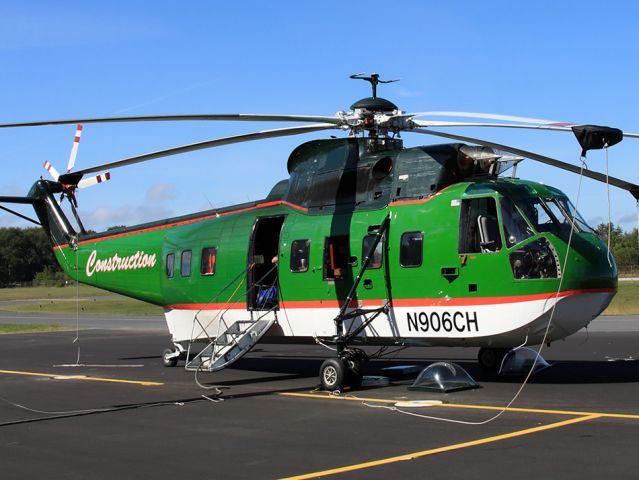 Sikorsky Sea King (N906CH)