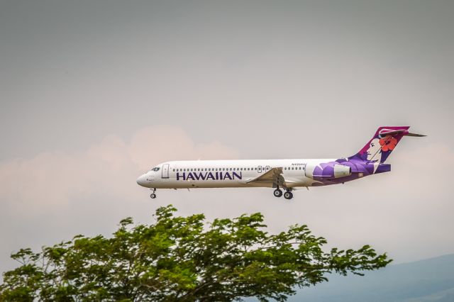 Boeing 717-200 (N495HA)