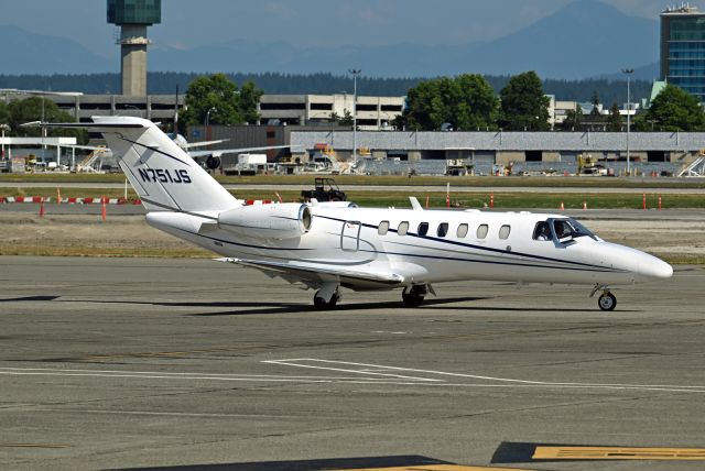 Cessna Citation CJ3 (N751JS)