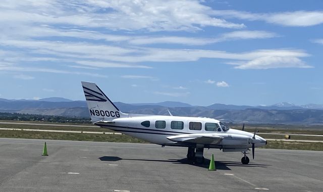 Piper Navajo (N900CG)