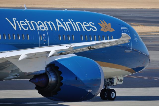 Boeing 787-9 Dreamliner (VN-A866) - 2016/2/11