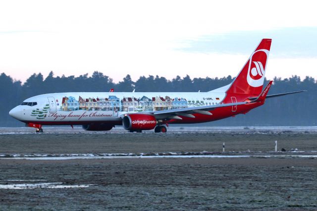 Boeing 737-800 (D-ABML) - Flying home for Christmas 2014