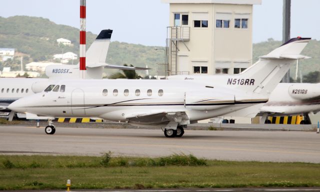 Hawker 800 (N518RR)