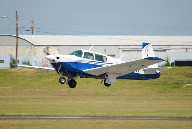 Mooney M-20 (N4222H)