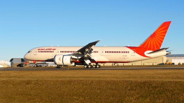 Boeing 787-8 (VT-ANX) - BOE252 lands on Rwy 34L to complete a B2 flight on 1.4.17. (ln 511 / cn 36295).