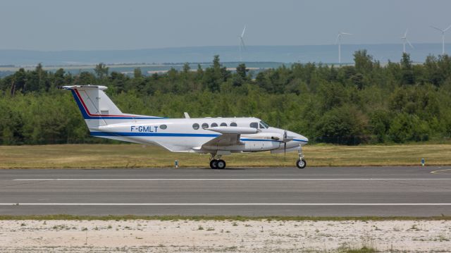 Beechcraft Super King Air 200 (F-GMLT)