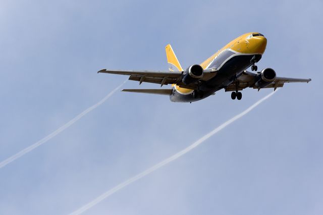 BOEING 737-400 (F-GIXT) - Taken from the roof of my home.