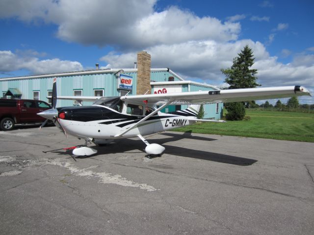 Cessna Skylane (C-GMMY) - Aircraft on the ground at CYGK during a flour bombing competition