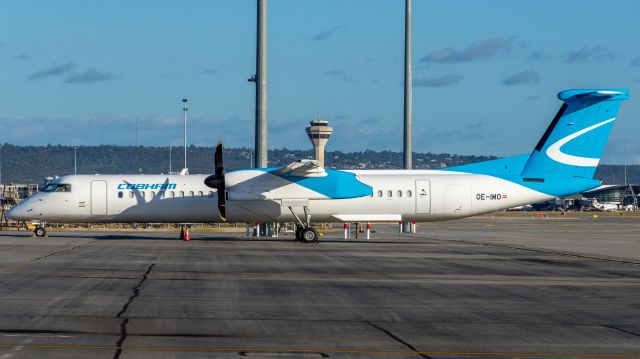 de Havilland Dash 8-400 (OE-IMO)