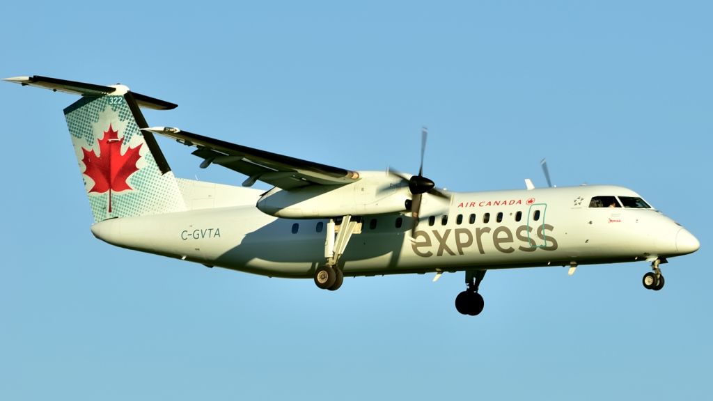 de Havilland Dash 8-300 (C-GVTA)