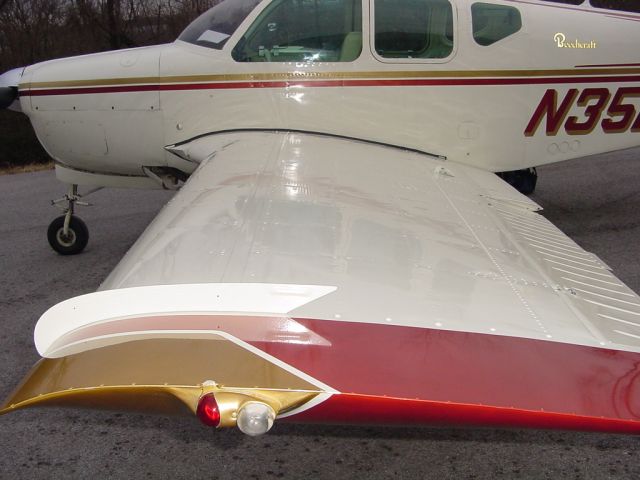 Beechcraft 35 Bonanza (N35EF)