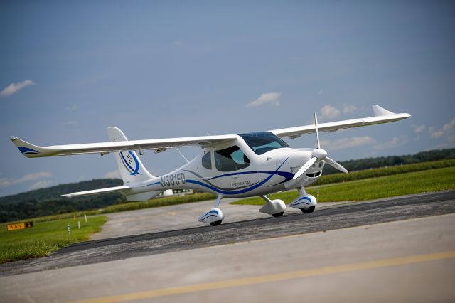 FLIGHT DESIGN CT (N381FD)